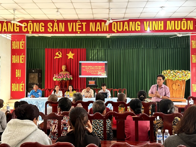 Cô Tô tổ chức truyền thông và và đối thoại về giảm nghèo năm 2024