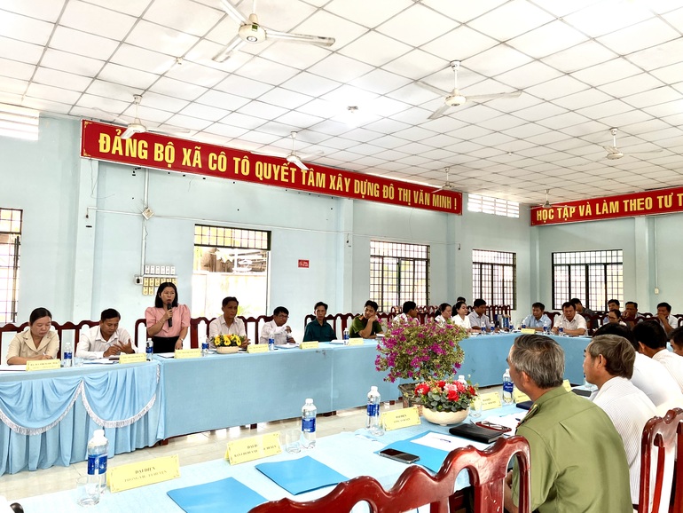 Đ/c Phó bí thư, Chủ tịch UBND huyện làm việc với Đảng ủy, UBND thị trấn Cô Tô về Công tác chỉ đạo, lãnh đạo phát triển kinh tế xã hội trên địa bàn năm 2024